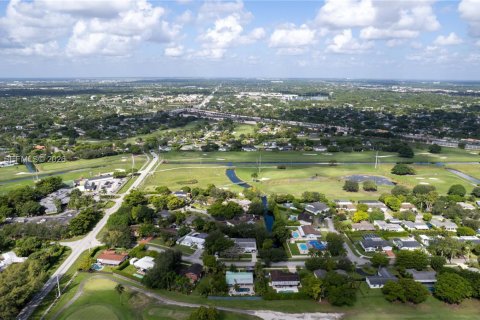 Appartement à Miami, Floride 3 chambres, 141.86 m2 № 2368250