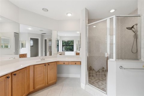 House in Oviedo, Florida 5 bedrooms, 275.46 sq.m. № 2429550 - photo 25