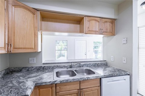 Condominio en alquiler en Sanford, Florida, 2 dormitorios, 84.73 m2 № 1808643 - foto 5