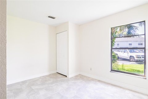 Condominio en alquiler en Sanford, Florida, 2 dormitorios, 84.73 m2 № 1808643 - foto 11