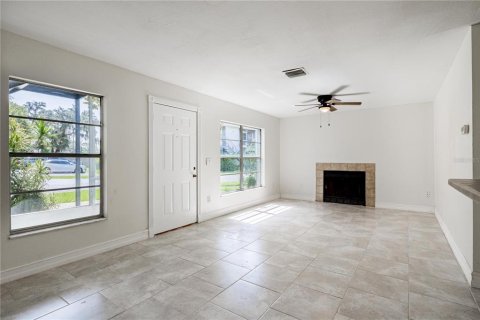 Condominio en alquiler en Sanford, Florida, 2 dormitorios, 84.73 m2 № 1808643 - foto 2