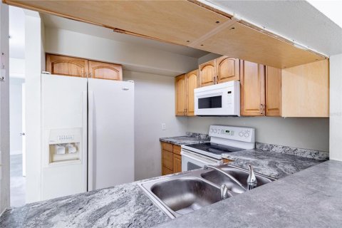 Condominio en alquiler en Sanford, Florida, 2 dormitorios, 84.73 m2 № 1808643 - foto 4