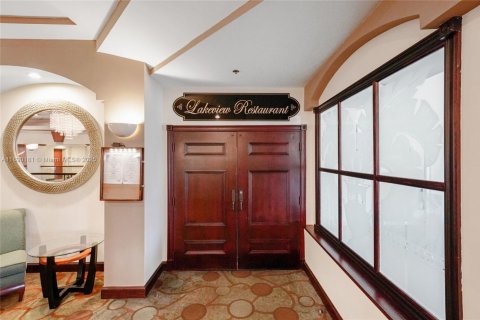 Condo in Davie, Florida, 2 bedrooms  № 1953257 - photo 25