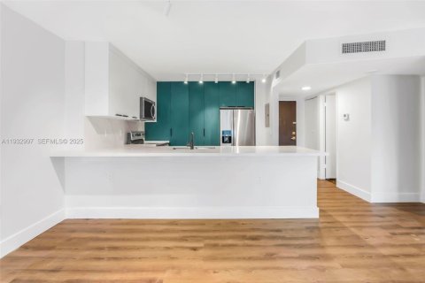 Copropriété à louer à Aventura, Floride: 1 chambre, 99.03 m2 № 1991074 - photo 1