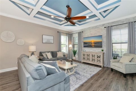 Villa ou maison à louer à Bradenton, Floride: 3 chambres, 278.24 m2 № 1744334 - photo 8