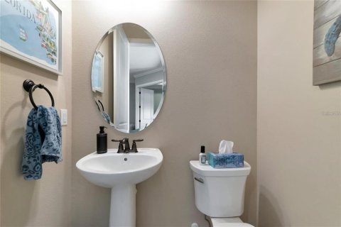 Villa ou maison à louer à Bradenton, Floride: 3 chambres, 278.24 m2 № 1744334 - photo 18