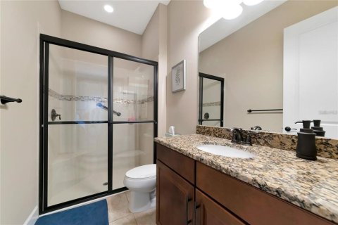 Villa ou maison à louer à Bradenton, Floride: 3 chambres, 278.24 m2 № 1744334 - photo 16