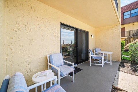 Condo in Cocoa Beach, Florida, 3 bedrooms  № 2142442 - photo 28