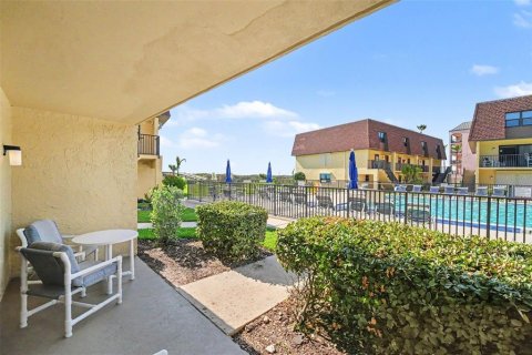 Condo in Cocoa Beach, Florida, 3 bedrooms  № 2142442 - photo 7