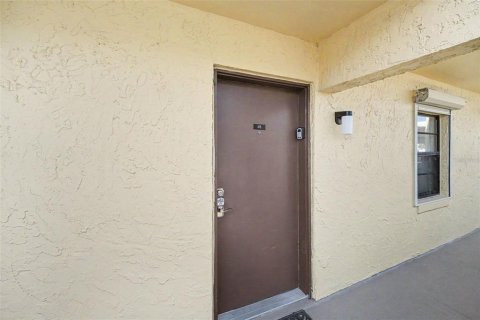Condo in Cocoa Beach, Florida, 3 bedrooms  № 2142442 - photo 8