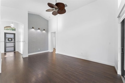 Купить виллу или дом в Мирамар, Флорида 3 спальни, 176.98м2, № 1973910 - фото 9