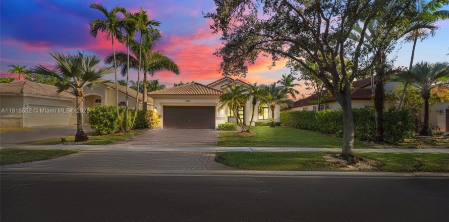 Дом в Мирамар, Флорида 3 спальни, 176.98м2 № 1973910