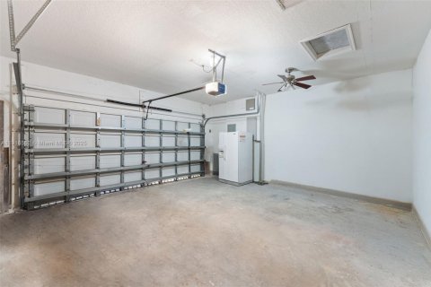 Купить виллу или дом в Мирамар, Флорида 3 спальни, 176.98м2, № 1973910 - фото 24