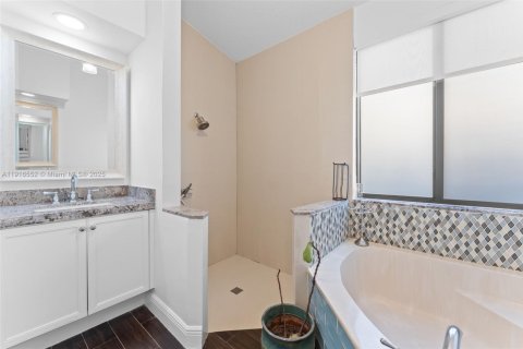 Купить виллу или дом в Мирамар, Флорида 3 спальни, 176.98м2, № 1973910 - фото 17