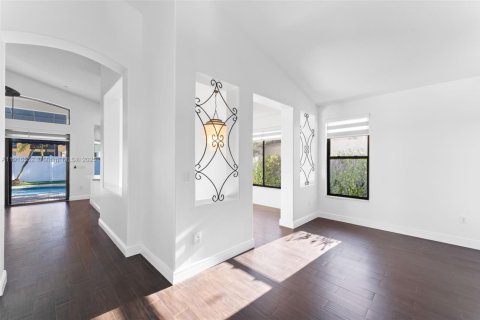 Купить виллу или дом в Мирамар, Флорида 3 спальни, 176.98м2, № 1973910 - фото 4