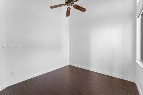 Купить виллу или дом в Мирамар, Флорида 3 спальни, 176.98м2, № 1973910 - фото 19