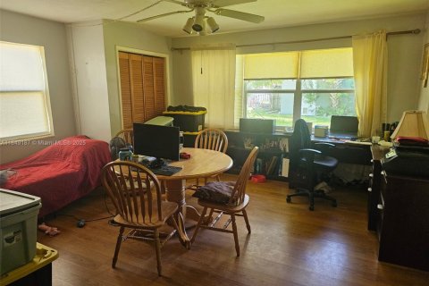 Immobilier commercial à vendre à Hollywood, Floride: 155.7 m2 № 1857160 - photo 19