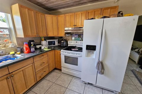 Immobilier commercial à vendre à Hollywood, Floride: 155.7 m2 № 1857160 - photo 14