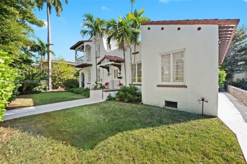 Immobilier commercial à vendre à Coral Gables, Floride № 2081072 - photo 3