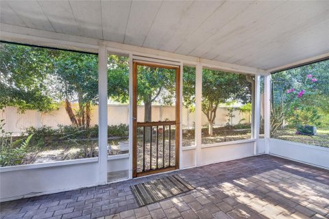House in Ocala, Florida 3 bedrooms, 158.49 sq.m. № 2132838 - photo 2