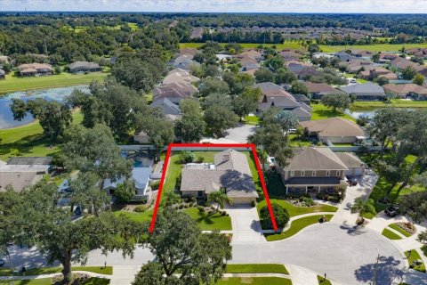 House in Valrico, Florida 4 bedrooms, 273.97 sq.m. № 2428912 - photo 3