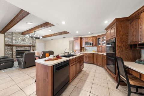 House in Valrico, Florida 4 bedrooms, 273.97 sq.m. № 2428912 - photo 26