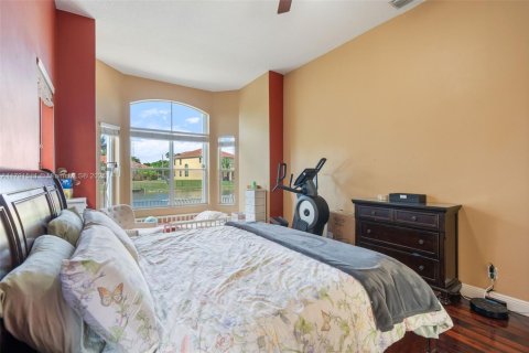 Casa en venta en Miramar, Florida, 4 dormitorios, 216.09 m2 № 1934783 - foto 17