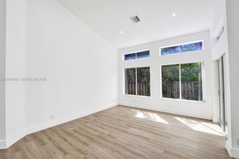 House in Plantation, Florida 3 bedrooms, 144.74 sq.m. № 2401281 - photo 25