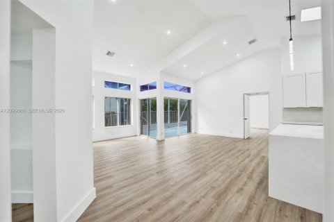 House in Plantation, Florida 3 bedrooms, 144.74 sq.m. № 2401281 - photo 30