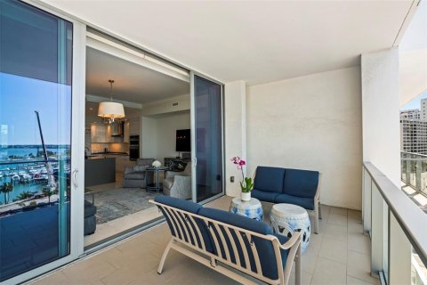 Condo in Sarasota, Florida, 2 bedrooms  № 1638174 - photo 9