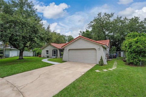Villa ou maison à vendre à Kissimmee, Floride: 3 chambres, 176.14 m2 № 1817765 - photo 2