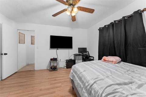 Villa ou maison à vendre à Kissimmee, Floride: 3 chambres, 176.14 m2 № 1817765 - photo 24