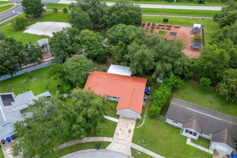 Villa ou maison à vendre à Kissimmee, Floride: 3 chambres, 176.14 m2 № 1817765 - photo 5