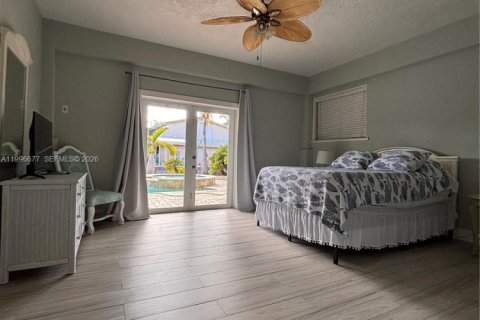 House in Key Largo, Florida 4 bedrooms, 139.35 sq.m. № 2064059 - photo 14