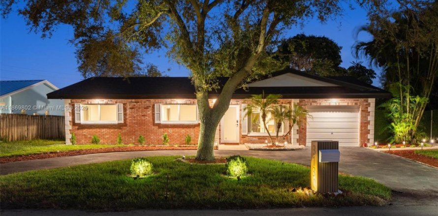 Casa en Fort Lauderdale, Florida 4 dormitorios, 178.56 m2 № 1927736