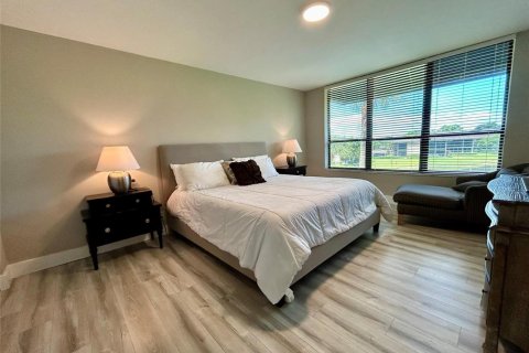 Condo in Boca Raton, Florida, 3 bedrooms № 2188137 - photo 8