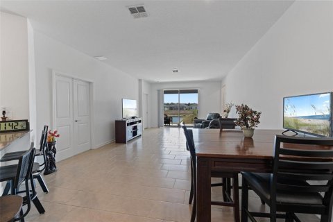House in LIBERTY PRESERVE in Leesburg, Florida 4 bedrooms, 194.54 sq.m. № 1658342 - photo 16