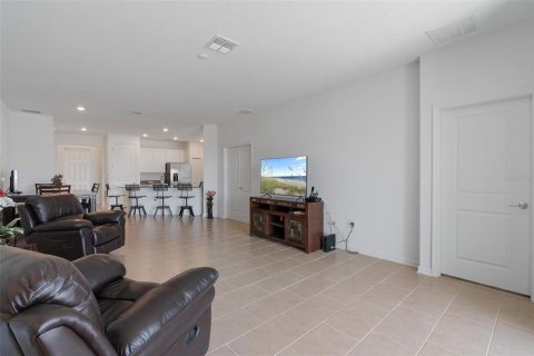 House in LIBERTY PRESERVE in Leesburg, Florida 4 bedrooms, 194.54 sq.m. № 1658342 - photo 9