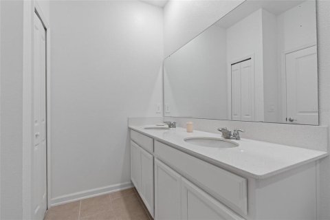 House in LIBERTY PRESERVE in Leesburg, Florida 4 bedrooms, 194.54 sq.m. № 1658342 - photo 20