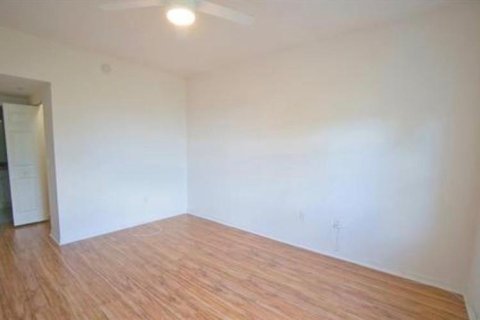 Adosado en alquiler en Coral Springs, Florida, 2 dormitorios, 117.8 m2 № 2270826 - foto 16