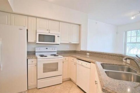 Adosado en alquiler en Coral Springs, Florida, 2 dormitorios, 117.8 m2 № 2270826 - foto 5