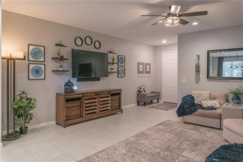 Townhouse in Parrish, Florida 3 bedrooms, 169.27 sq.m. № 1877298 - photo 4