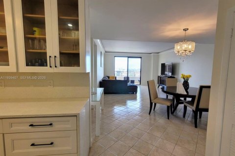 Copropriété à louer à Hallandale Beach, Floride: 2 chambres, 118.91 m2 № 1997411 - photo 27