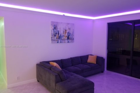 Copropriété à louer à Hallandale Beach, Floride: 2 chambres, 118.91 m2 № 1997411 - photo 23