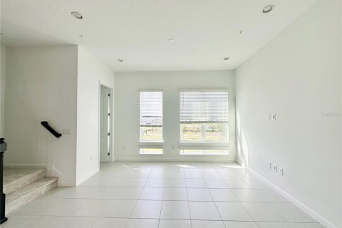 Touwnhouse à louer à Orlando, Floride: 4 chambres, 165.46 m2 № 2435052 - photo 4