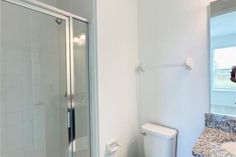 Touwnhouse à louer à Orlando, Floride: 4 chambres, 165.46 m2 № 2435052 - photo 16