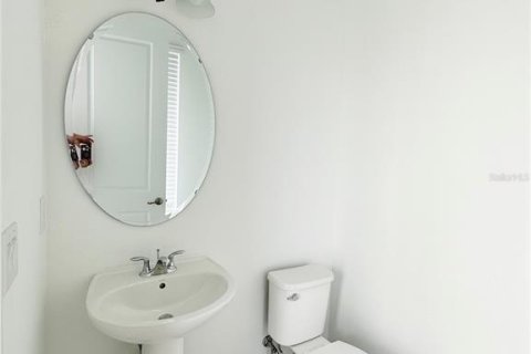 Touwnhouse à louer à Orlando, Floride: 4 chambres, 165.46 m2 № 2435052 - photo 23