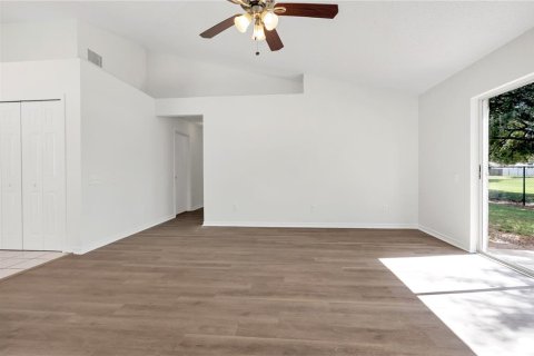 Villa ou maison à vendre à Riverview, Floride: 4 chambres, 179.86 m2 № 2419642 - photo 11