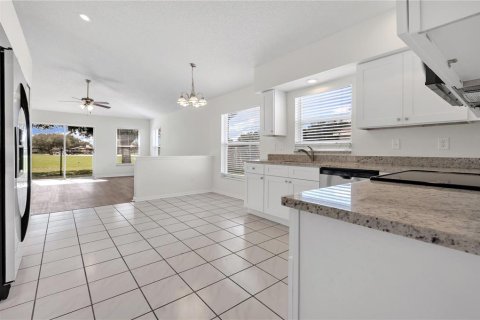 Villa ou maison à vendre à Riverview, Floride: 4 chambres, 179.86 m2 № 2419642 - photo 8