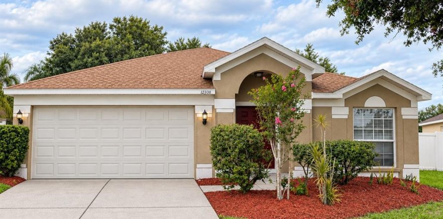 Villa ou maison à Riverview, Floride 4 chambres, 179.86 m2 № 2419642